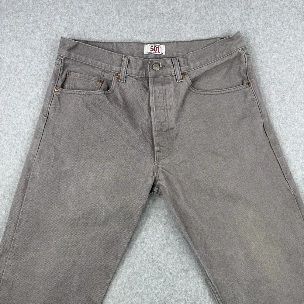 Vintage Levis Jeans Mens 38x30 Gray 501 Straight‎ Leg Button Fly Made In USA